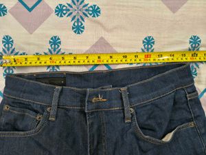 Zara Cropped Classic Straight Blue Denim Jeans