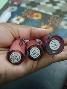 Zudio Lip Colour Set