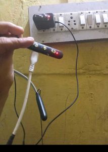Wireless Neckband Earphones &amp; Charger