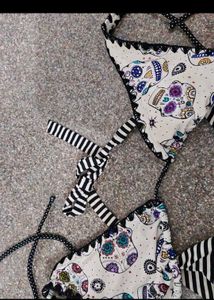 8  Bikini Tops Bundle (last pic 6 items ar
