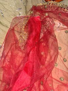 🌸 Ethnic Saree