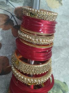 Red &amp; Gold Bangles Set