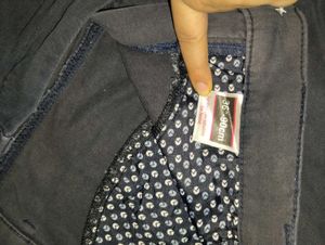 Women's Dark Wash Cropped Pants