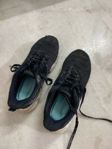 Red Tape Sports Shoes