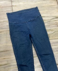 Blue Stretchable Skinny Jeans