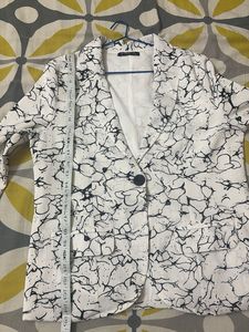 Stylish Printed Blazer