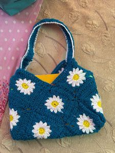Crocheted Teal Daisy Handbag