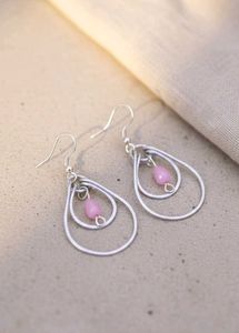 Hand made - Teardrop Dangle Earrings