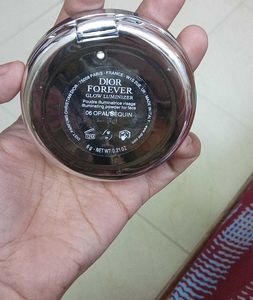 Dior Highlighter Powder compact