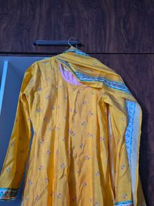 Beautiful Yellow Floral Kurta Set