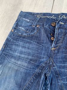 mid rise vintage jeans