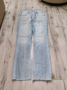 Ma6044 Levi's jeans waist 32 inches