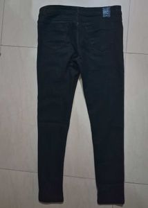 Black Skinny Jeans