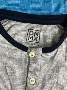 grey and black full sleeve cotton t shirt