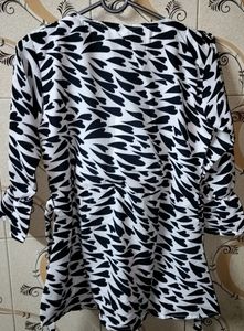 Combo Of 2 Women's Top With Heart 💝