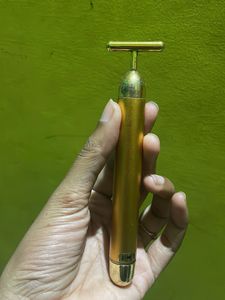 Golden Facial Roller
