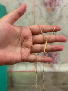 Elegant Gold Bar Pendant Necklace