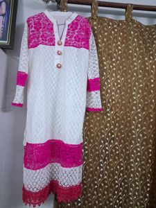 Elegant White &amp; Pink Lace Kurta