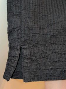 Black ribbed textured pants