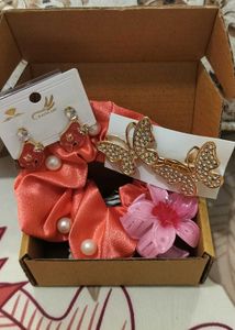 Set of 2 mini women gift hamper