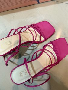 Elegant CAI Strappy Heels Set