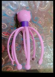 Manual head massager