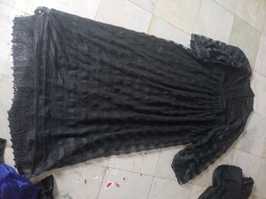 Elegant Black Abaya with Lace Detail