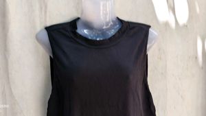 Sleek Black Workout Tank Top