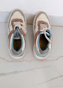 FILA women's Sneakers 🌈 Comfortable &amp; Stylish
