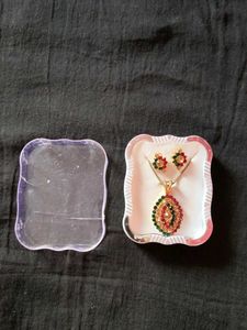 Gold Toned Necklace &amp; Earring Set