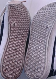 Sports Shoes,Used Once