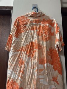 Vibrant Floral Print Button-Up Shirt