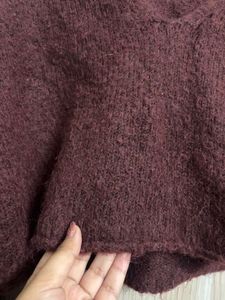 ZARA Cropped Sweater