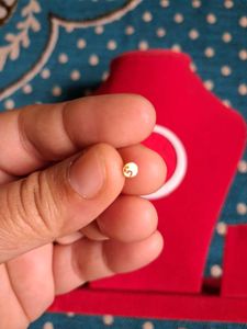 Exquisite Single Pearl nosepin
