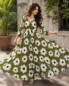 Chic Green Floral Maci Dress