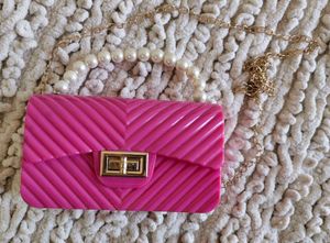 🦪 Hot Pink Quilted Jelly Bag with Pearl Strap