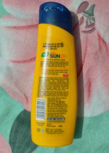 Joy Hello Sun Sunblock Lotion SPF 20