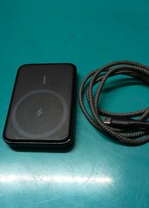 Anker Power Bank with Cable NOT TYPE C