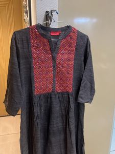 Charcoal Kurta With Embroidery