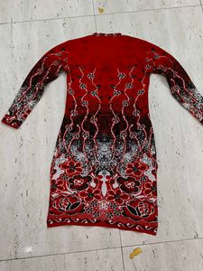 🌹❣️Red Floral V-Neck Knit Sweater🌹❣️