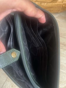 Preloved Hidesign Chic Green Textured Wallet