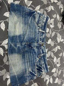 y2k low rise mini skirt