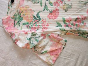 Floral Print Lightweight Top