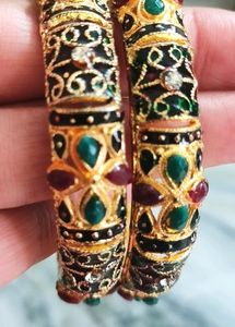 1gm Gold Jadau Kundan Set of 2