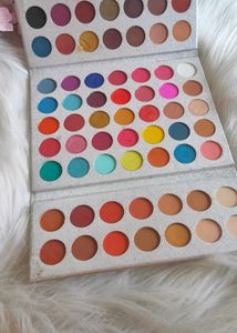 Beauty Glazed Eyeshadow Pallette