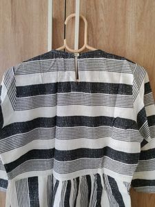 Striped Dress - Casual Chic