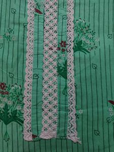 Green Floral Print Kurta Set with Lace Detail(unst