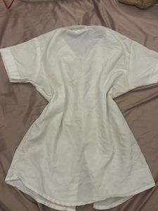 y2k White Button-Up Shirt