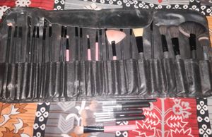 Professional Makeup Brush Set
