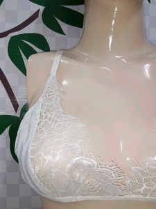 (900)Lace Detail Bra
